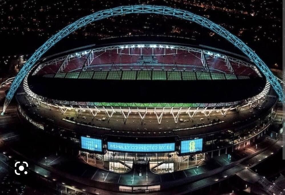 Apartamento Cosy Studio Wembley Stadium Gem Exterior foto